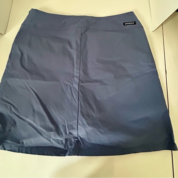 Patagonia Blue Skort Size 8 - Picture 2 of 4